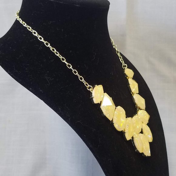 Fun and Funky Lemon Yellow Irridescent Costume Necklace - Picture 5 of 12